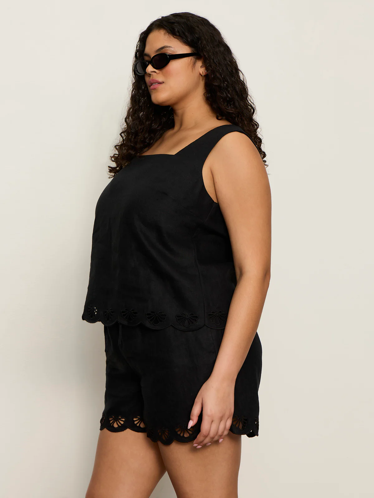 Almost There Linen Top Black Extended Sizing - Image 3