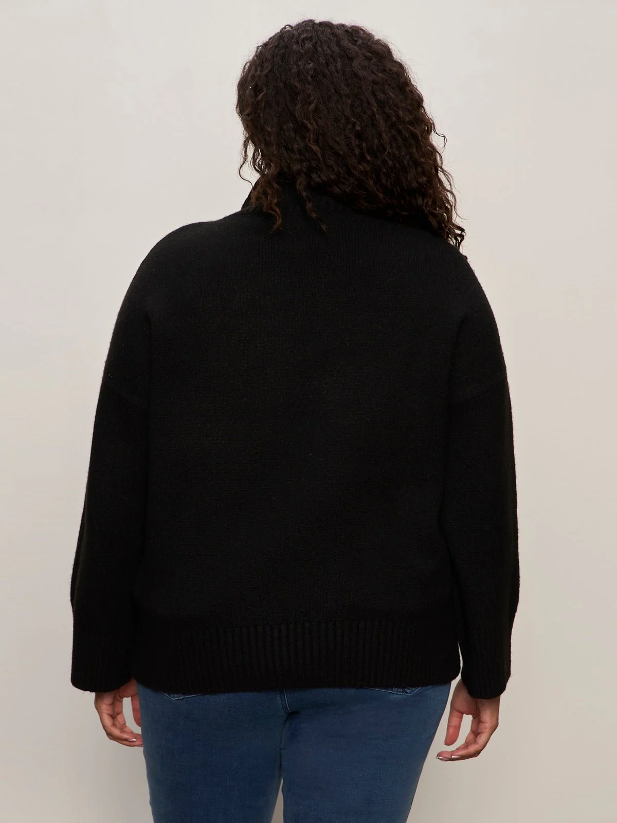 Apres Ski Sweater Black/Mars Red Extended Sizing - Image 4