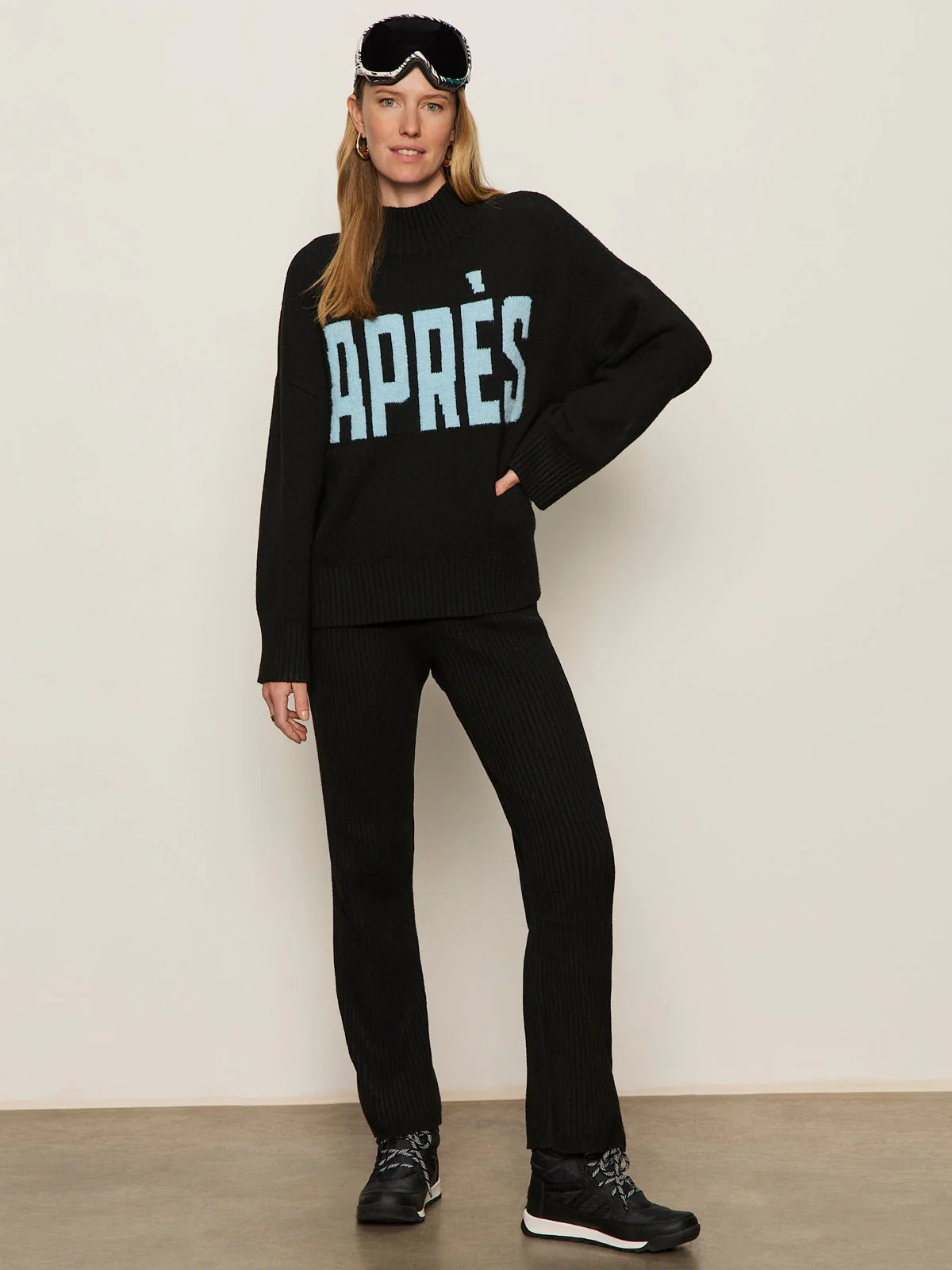 Apres Ski Sweater Black/Aquamarine - Image 5