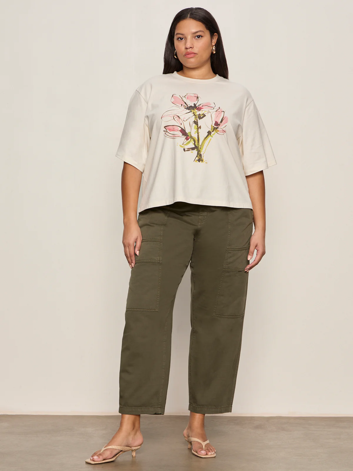 Belle Artist Tee Fleur Extended Sizing - Image 5
