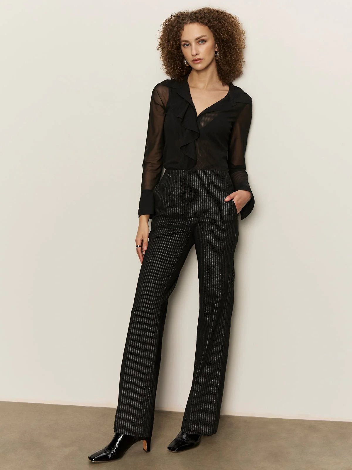 Dreamland Ruffle Top Black - Image 4