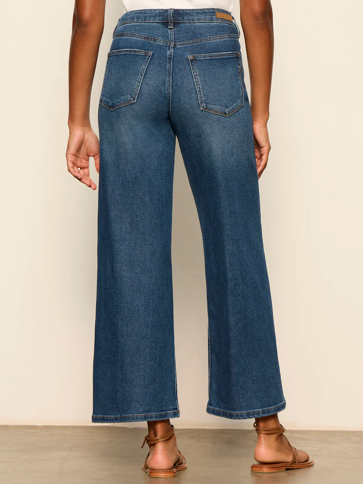 Ekara Crop Jean Dark Wash - Image 4