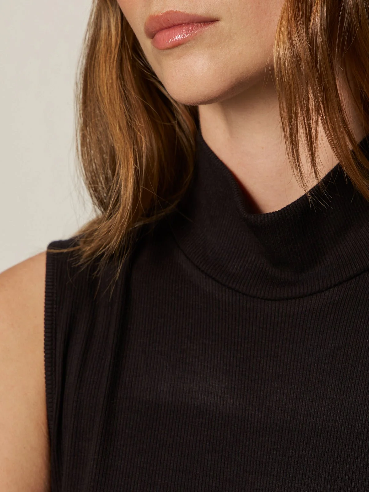 Essential Sleeveless Mock Neck Tank Black - Image 5