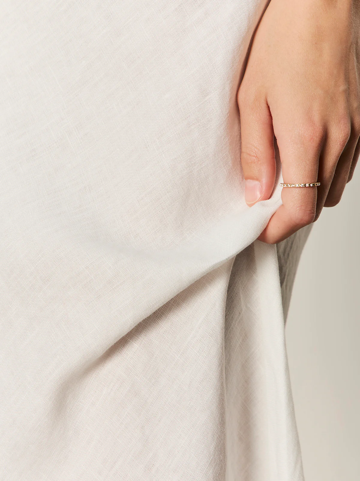 Everyday Linen Slip Skirt White - Image 4