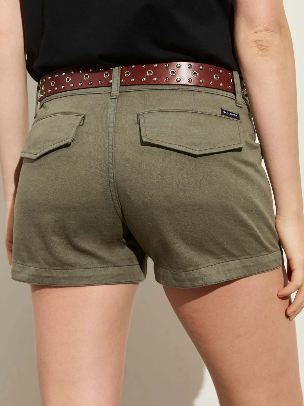 Fable Short Vintage Olive - Image 4
