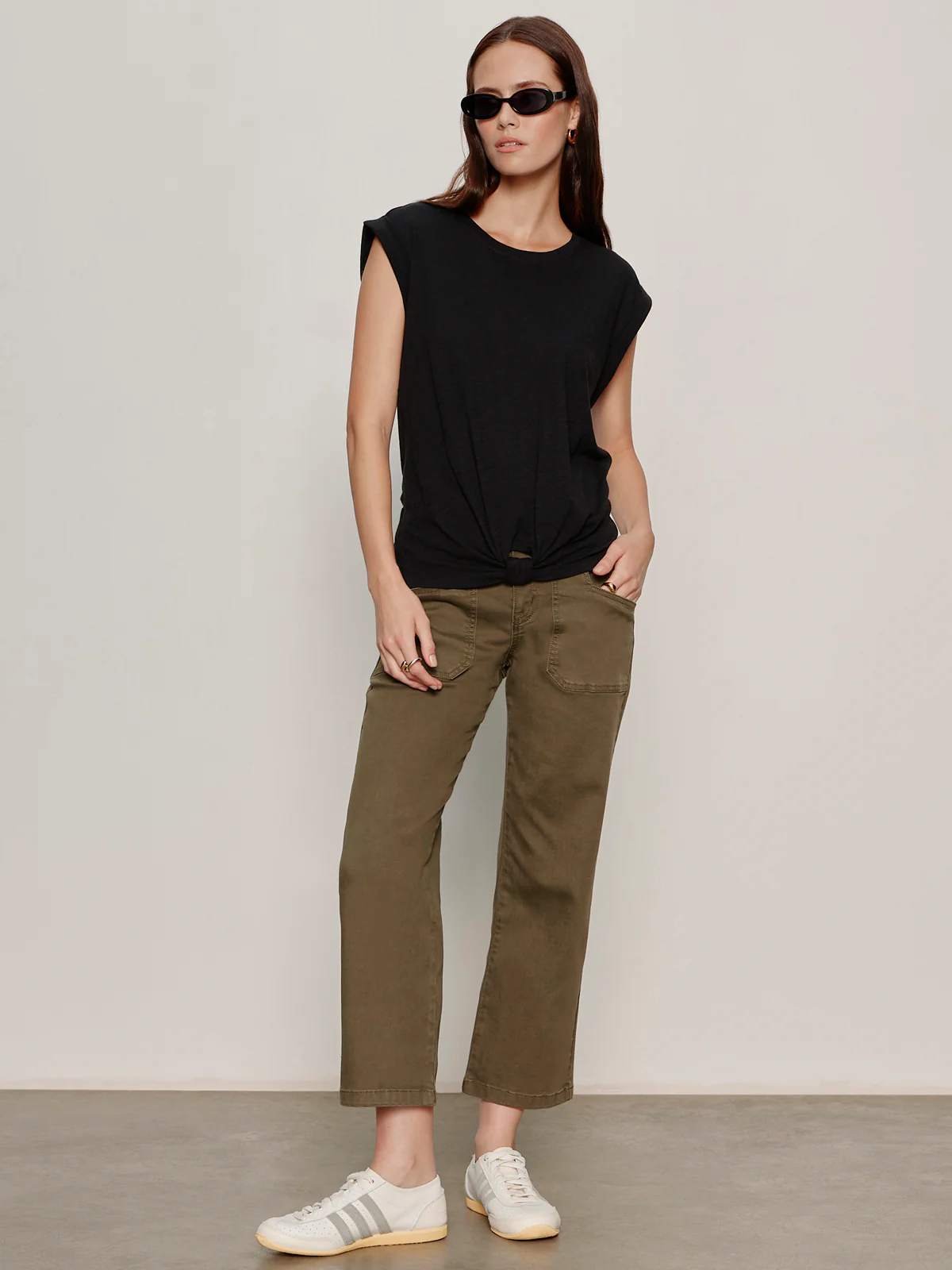 Knotted Muscle Tee Black - Image 5