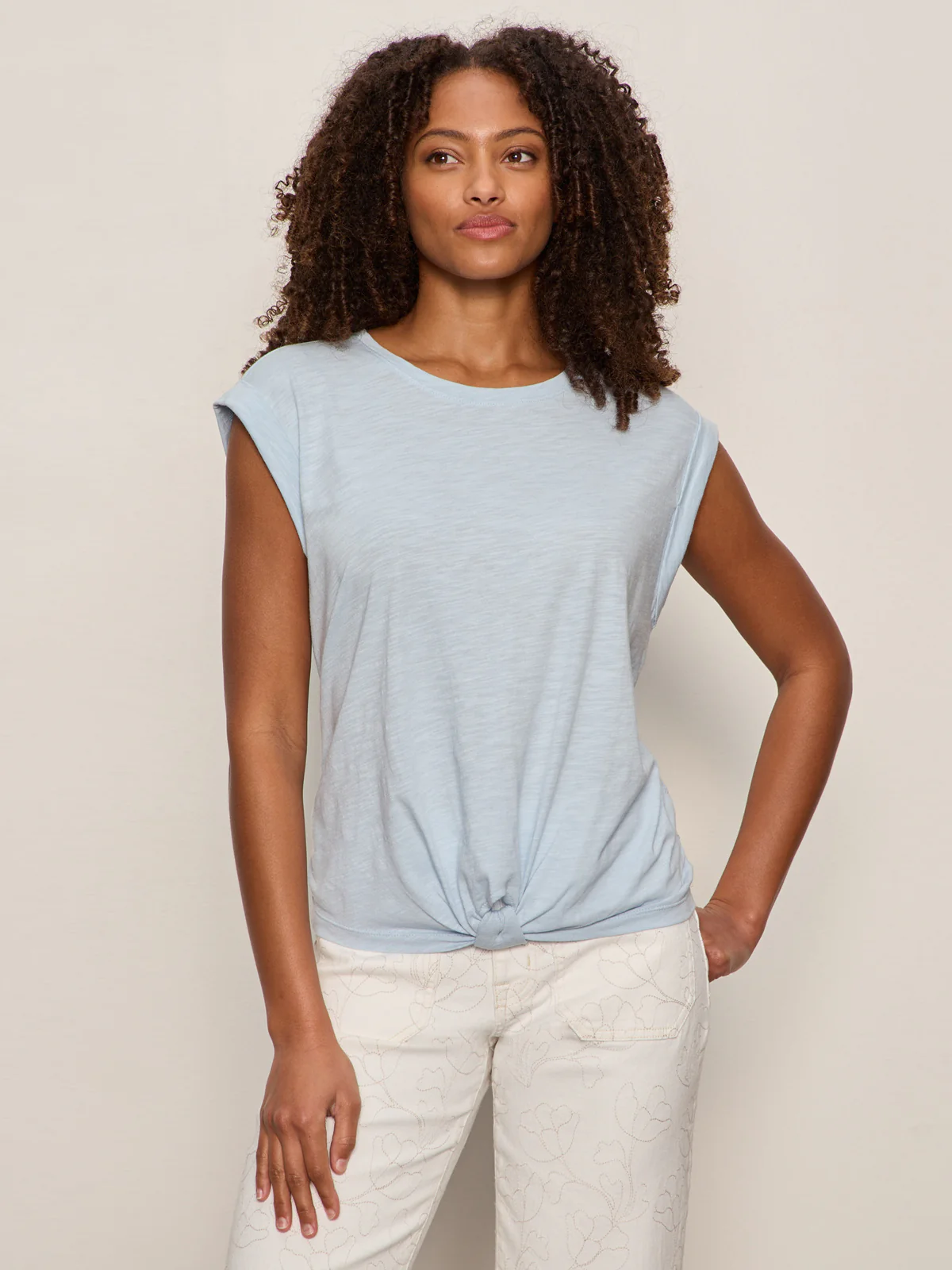 Knotted Muscle Tee Blue Aura - Image 3