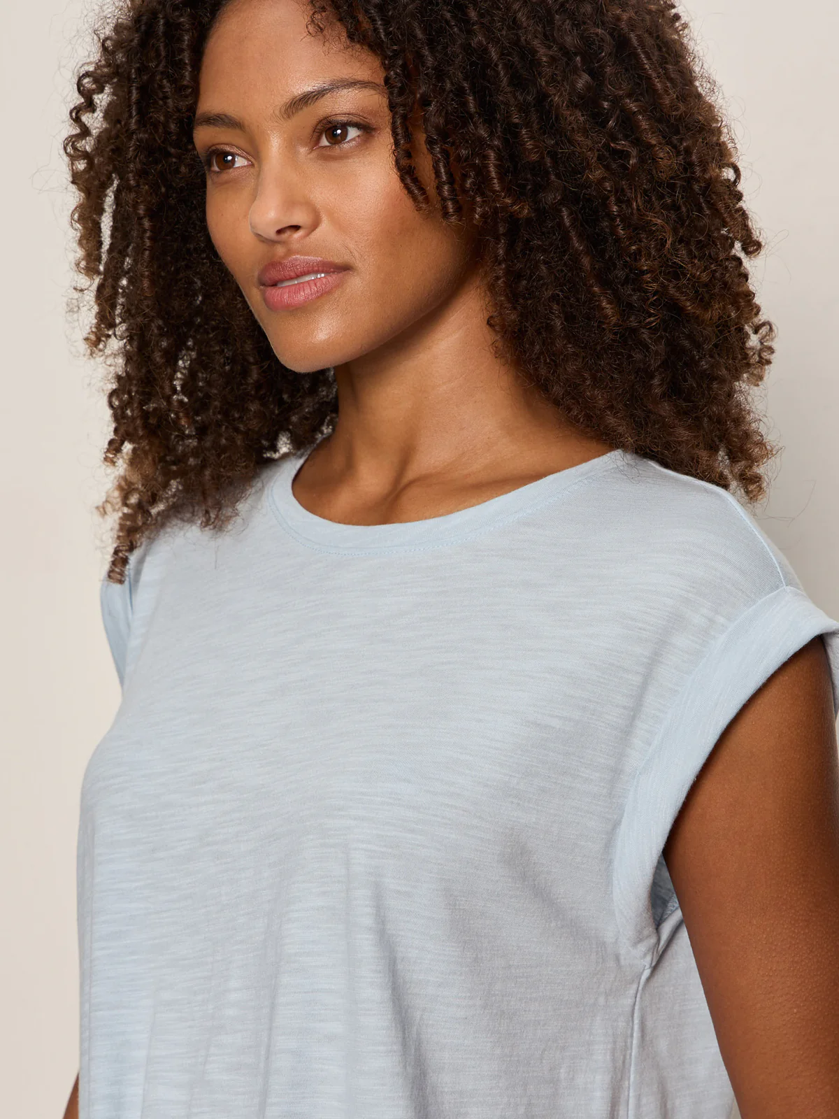 Knotted Muscle Tee Blue Aura - Image 5