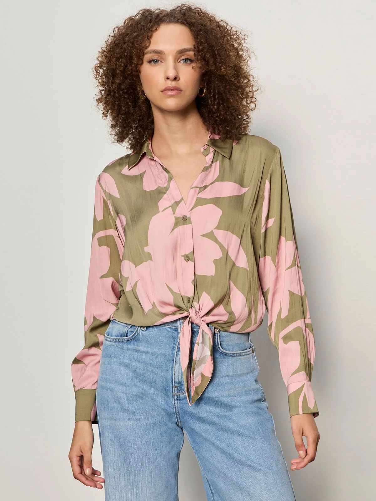 Lover Tie Shirt Pink Silhouette - Image 3