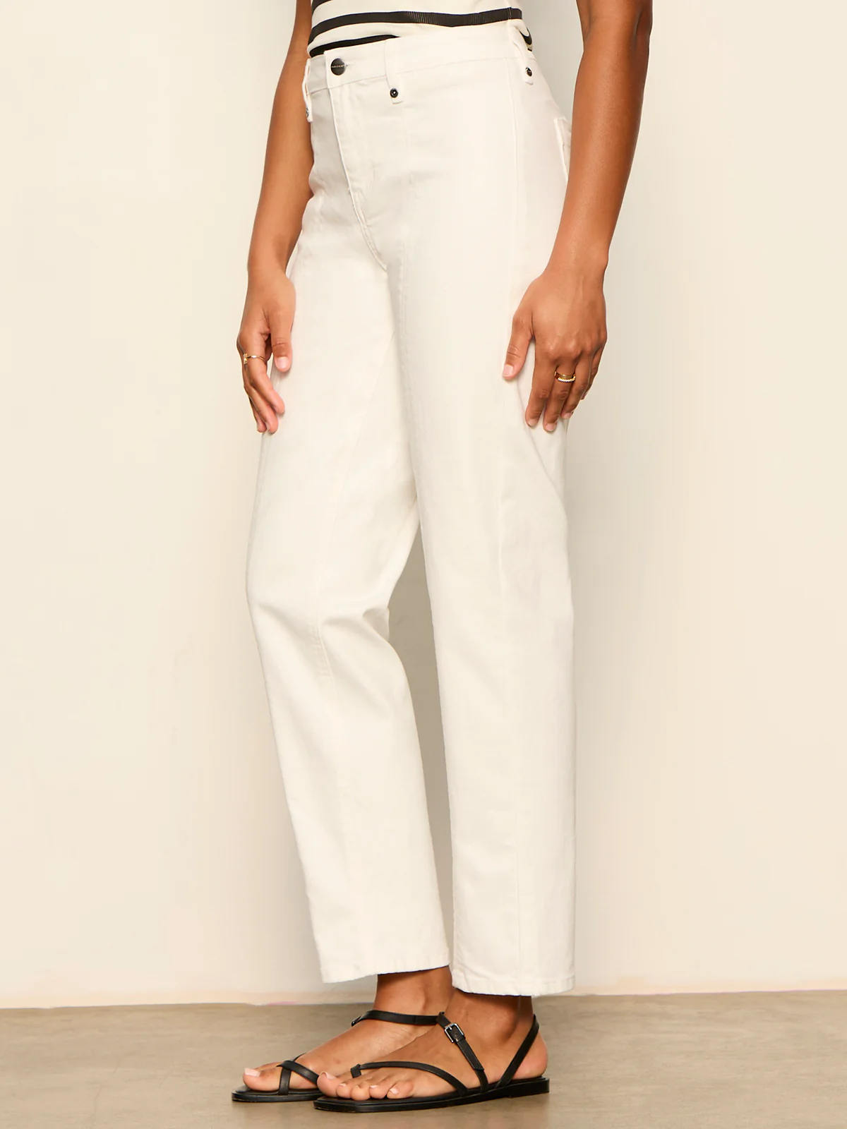 Nixie Slim Straight Ankle Jean Chalk - Image 4
