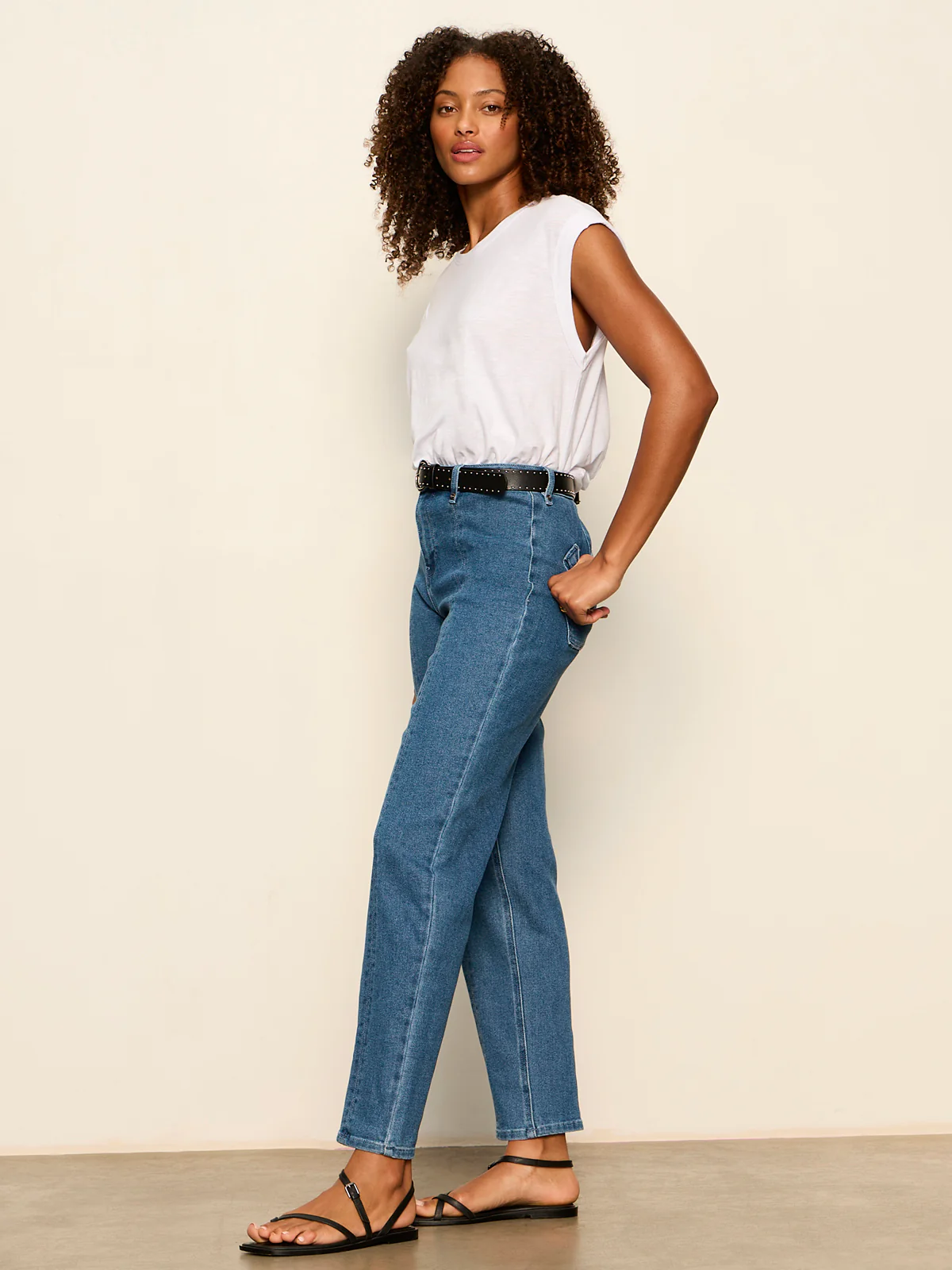 Nixie Slim Straight Ankle Jean Medium - Image 7
