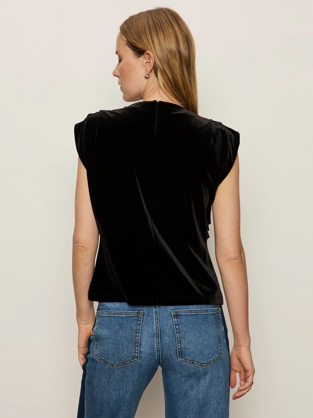 Pleated Sleeveless Top Black - Image 4