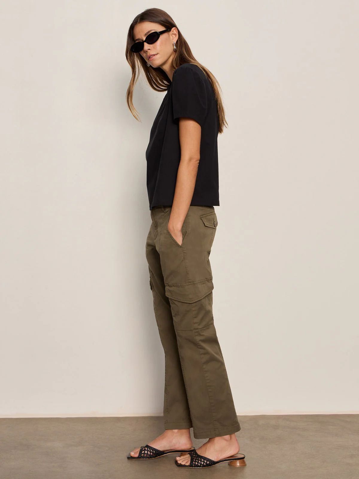 Pleated Tee Black - Image 4
