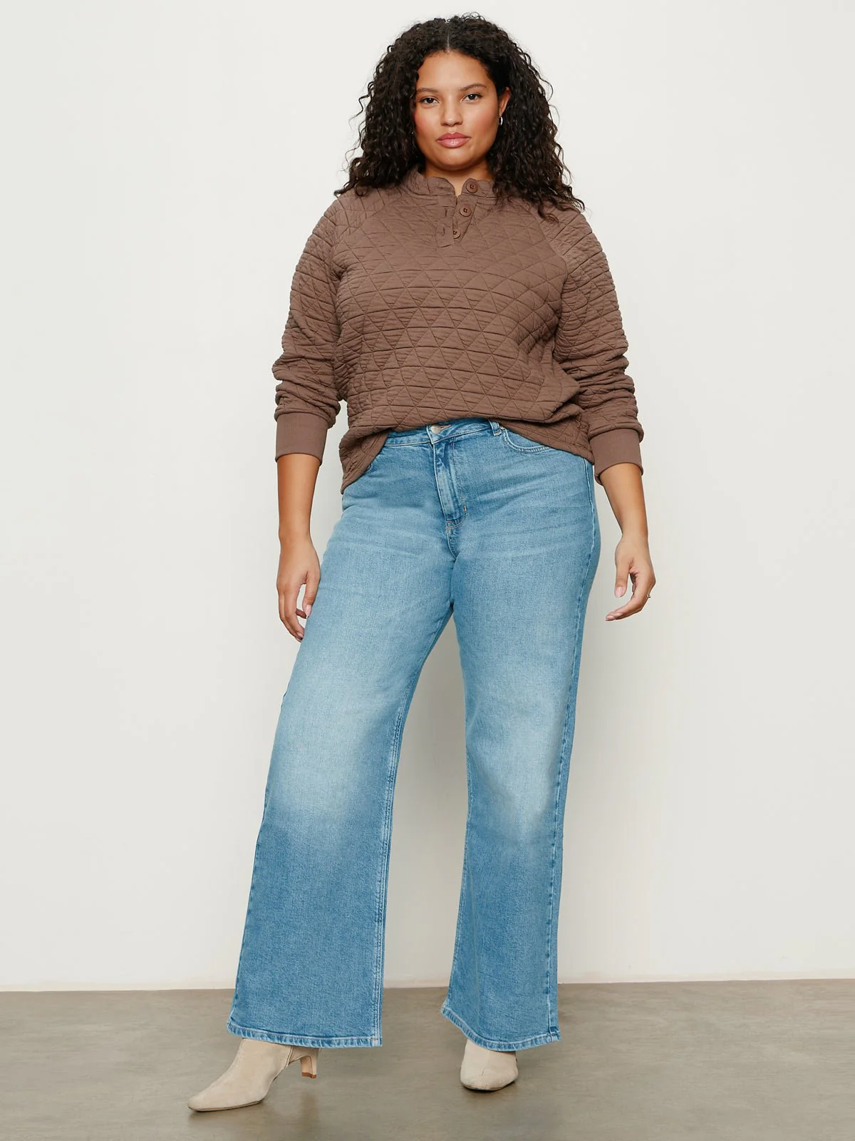 Quilted Button Popover Morel Extended Sizing - Image 6