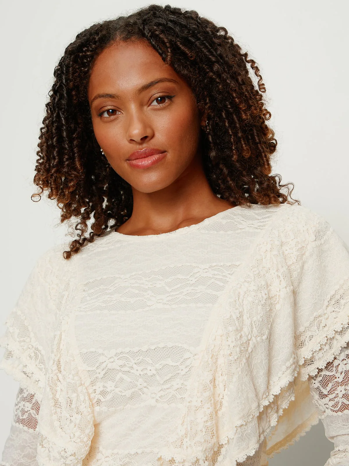 Ruffle Lace Tee Vintage Ivory - Image 4