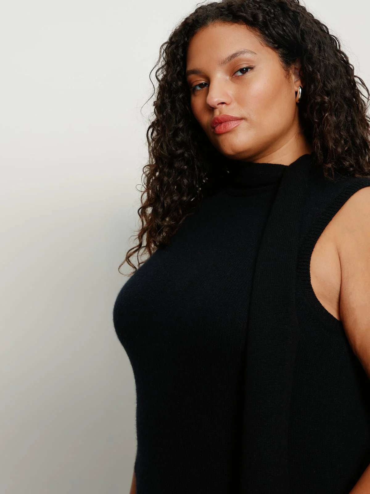 Scarf Sweater Shell Black Extended Sizing - Image 4