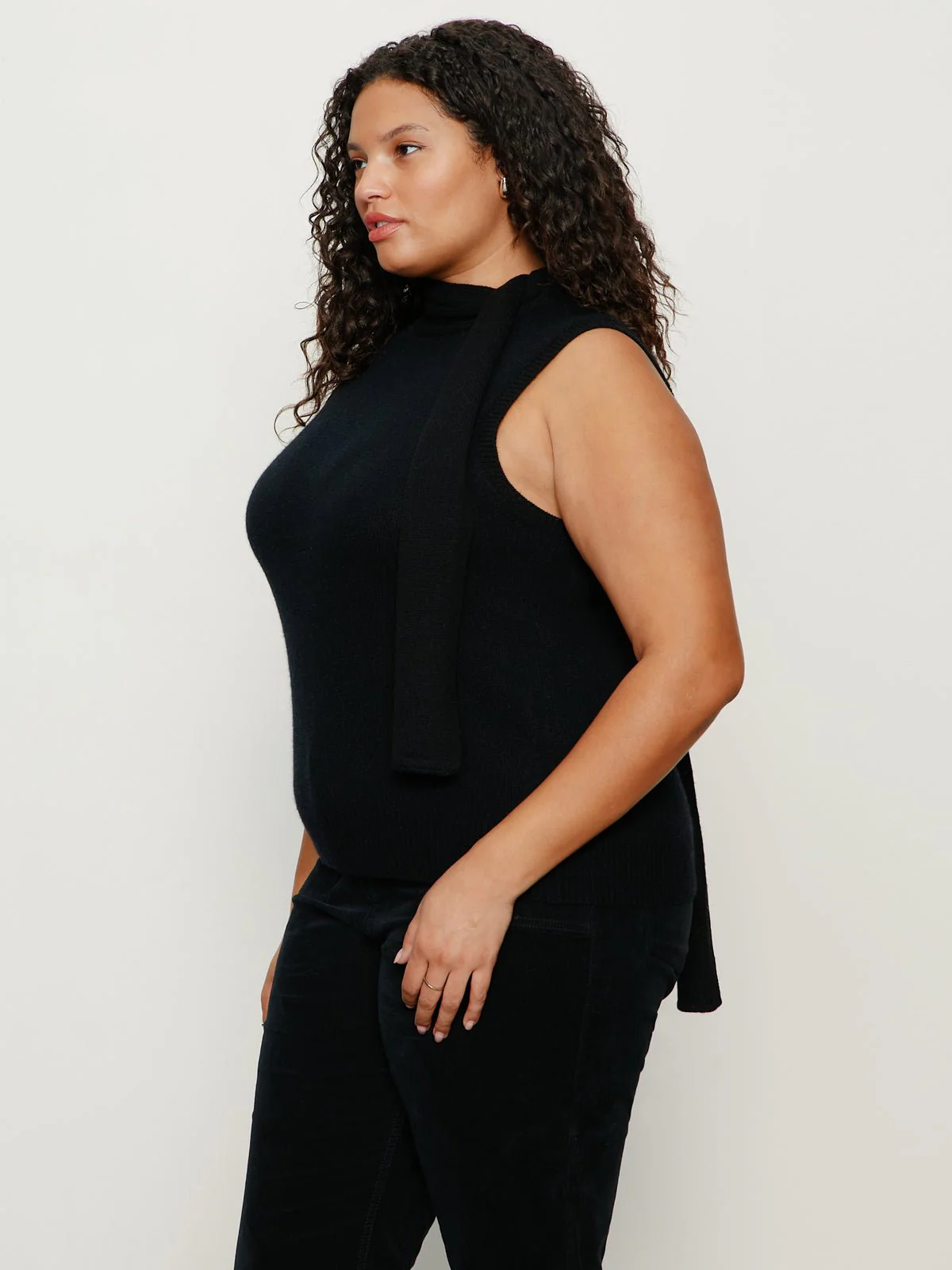 Scarf Sweater Shell Black Extended Sizing - Image 5