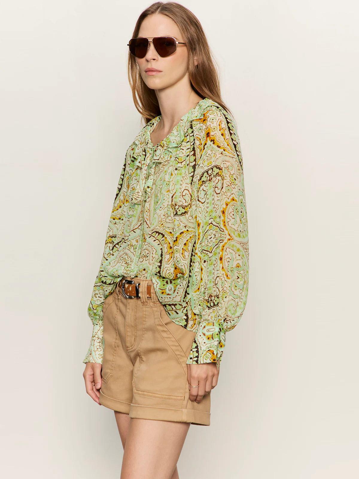 Sheer Elegance Volume Blouse Verde Boheme - Image 3