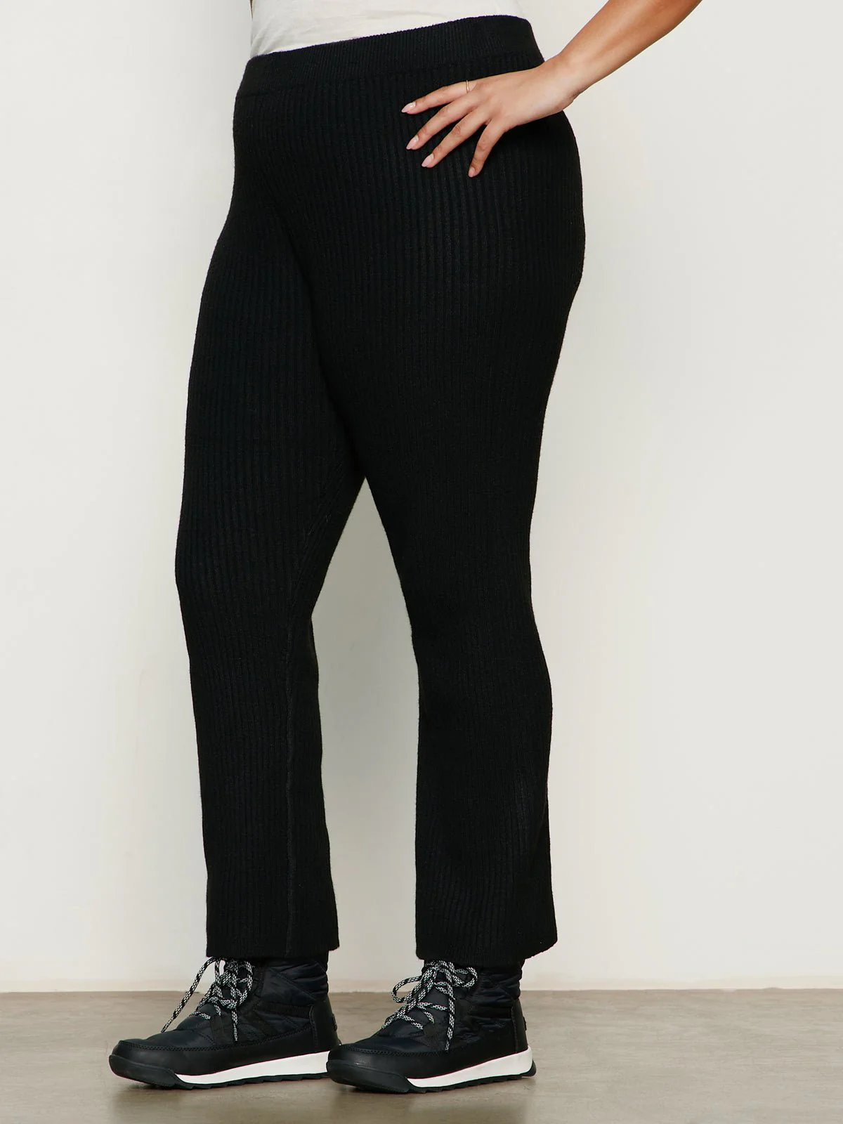 So Soft Ribbed Sweater Legging Black Extended Sizing - Image 4