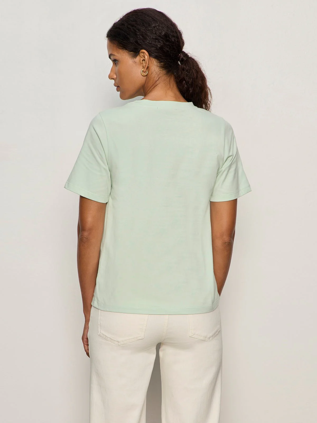 Soft Twist Tee Detox Green - Image 4