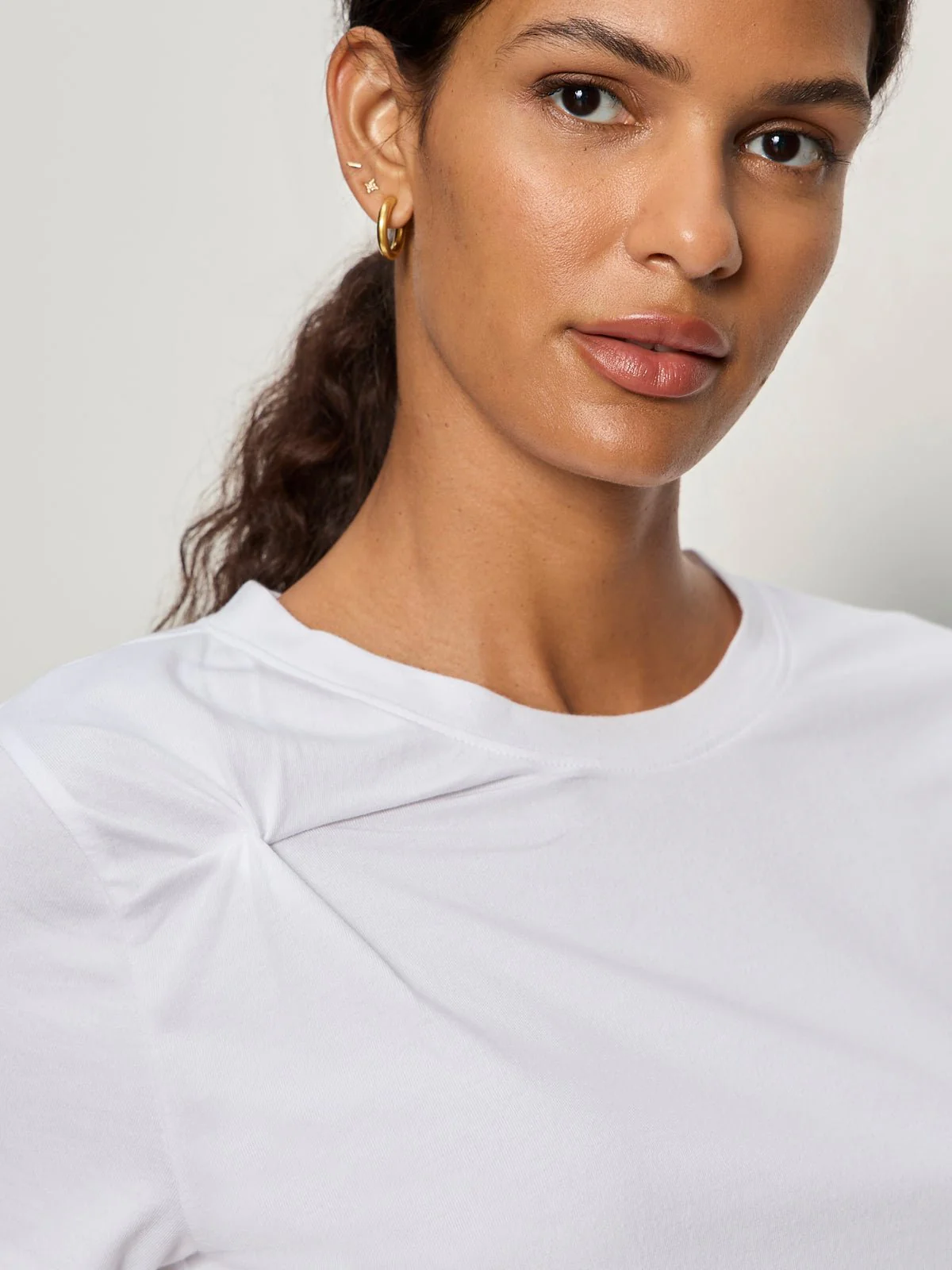Soft Twist Tee White - Image 2