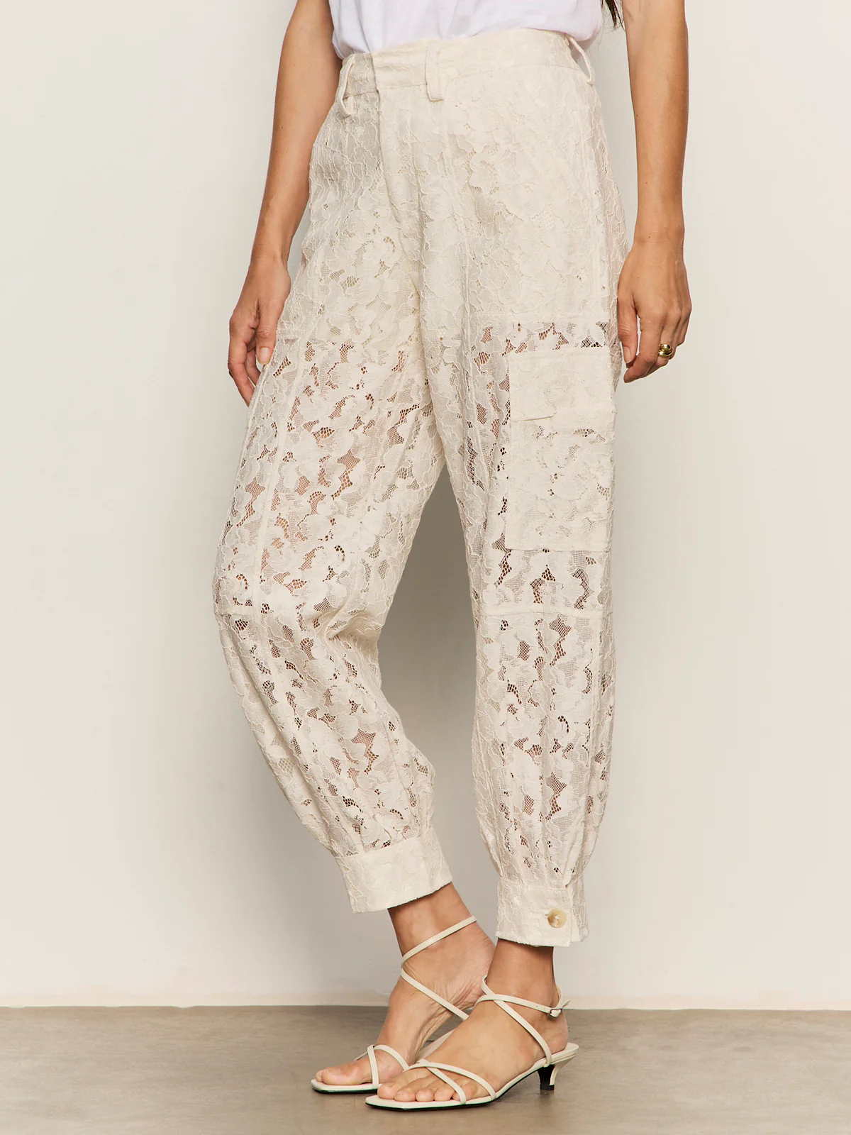 Soft Volume Lace Pant Collagen - Image 4