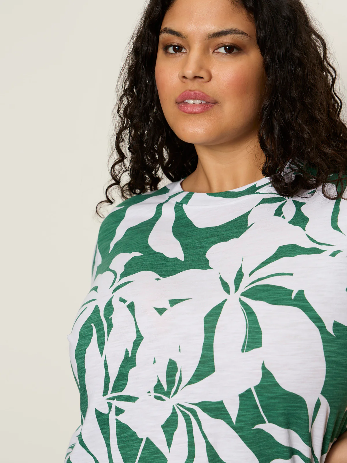 The Perfect Tee Green Inked Impressions Extended Sizing - Image 4
