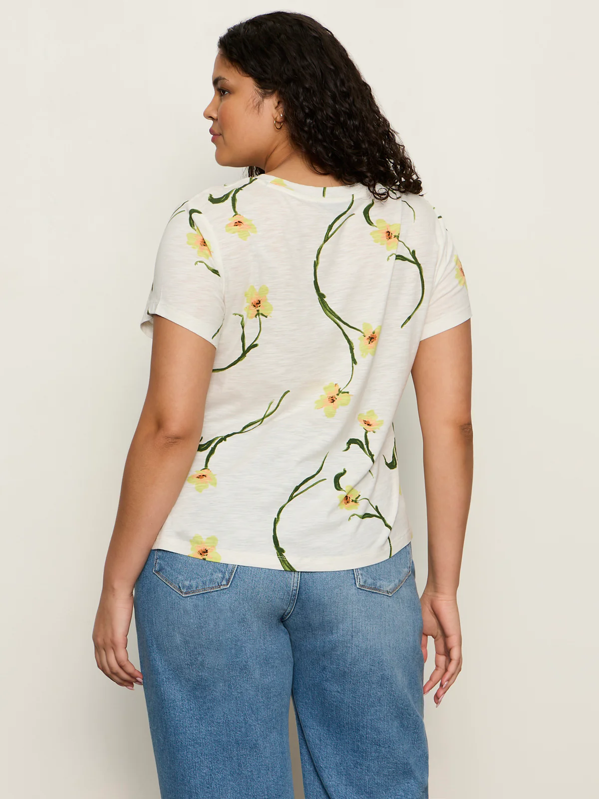 The Perfect Tee Lemon Meadow Extended Sizing - Image 5
