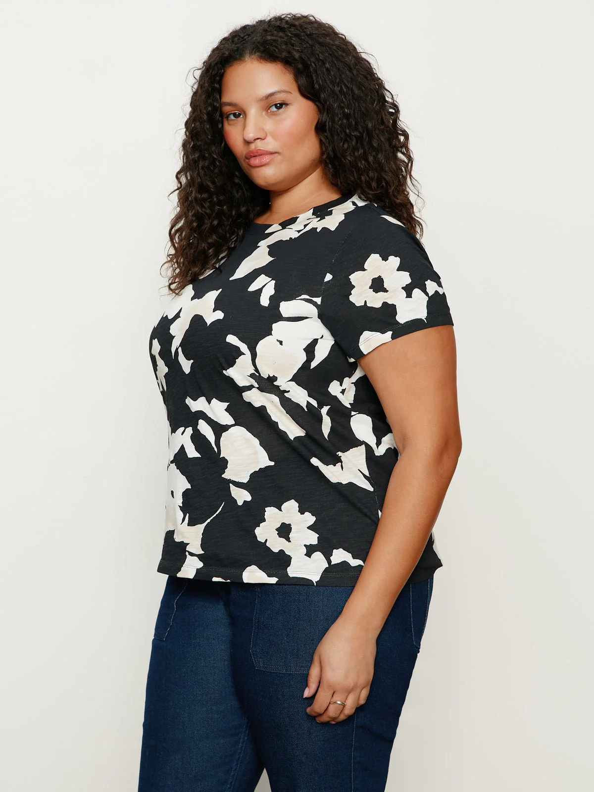 The Perfect Tee Petal Whisper Extended Sizing - Image 3