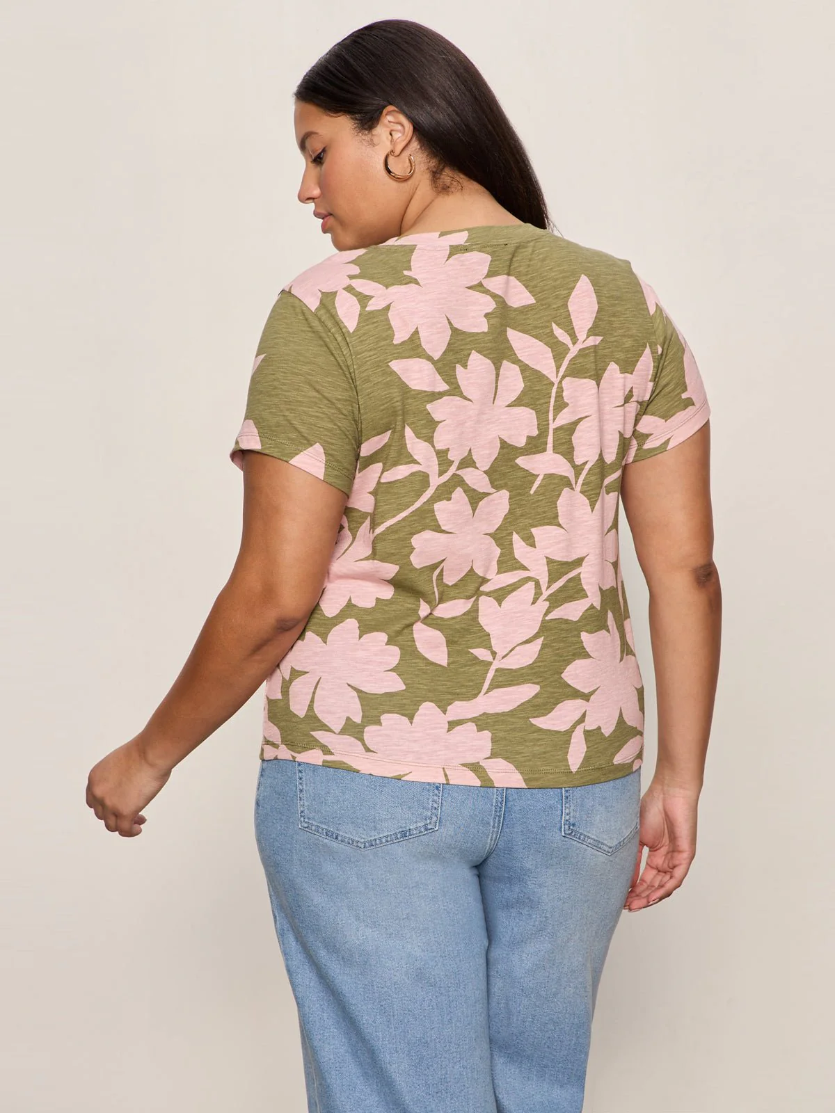The Perfect Tee Pink Silhouette Extended Sizing - Image 4