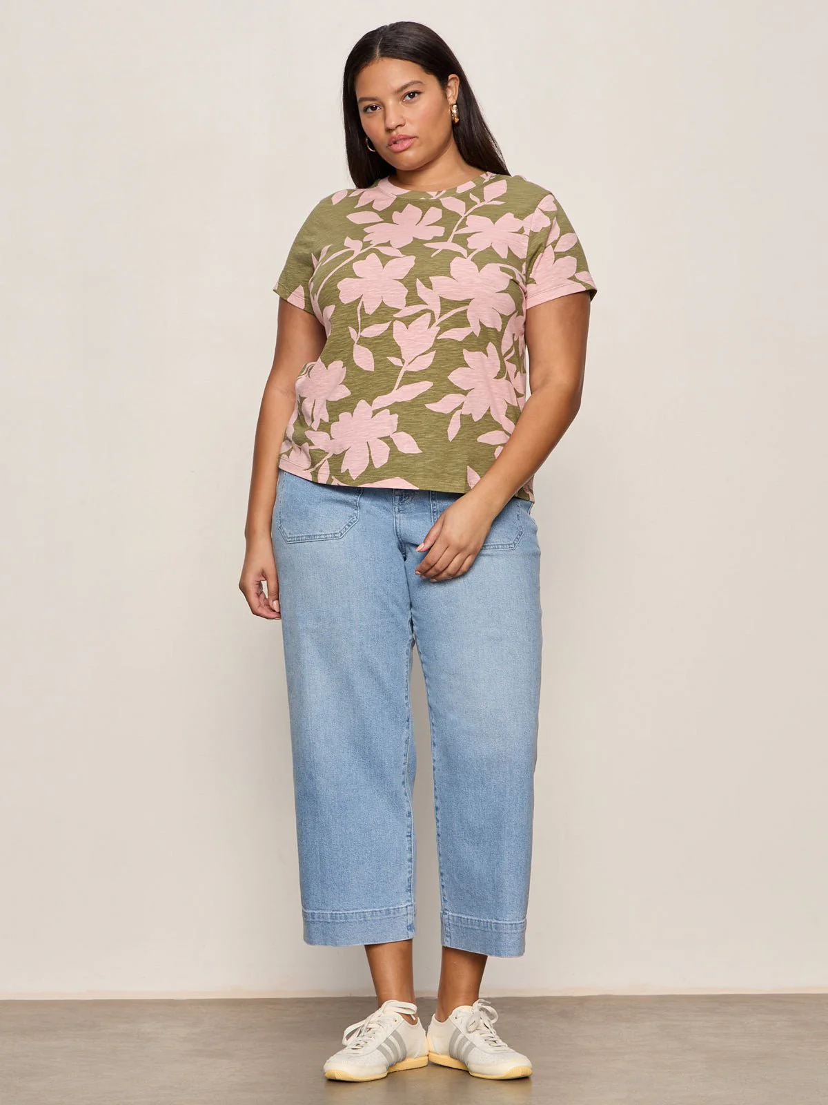 The Perfect Tee Pink Silhouette Extended Sizing - Image 5