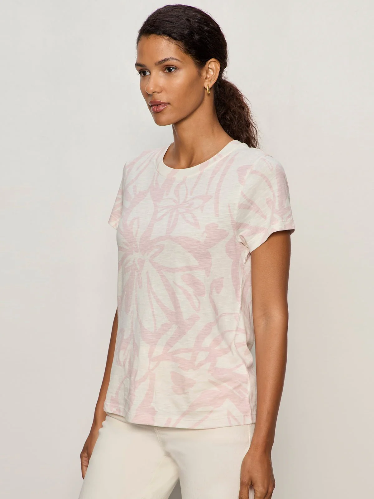 The Perfect Tee Rose Vine - Image 4