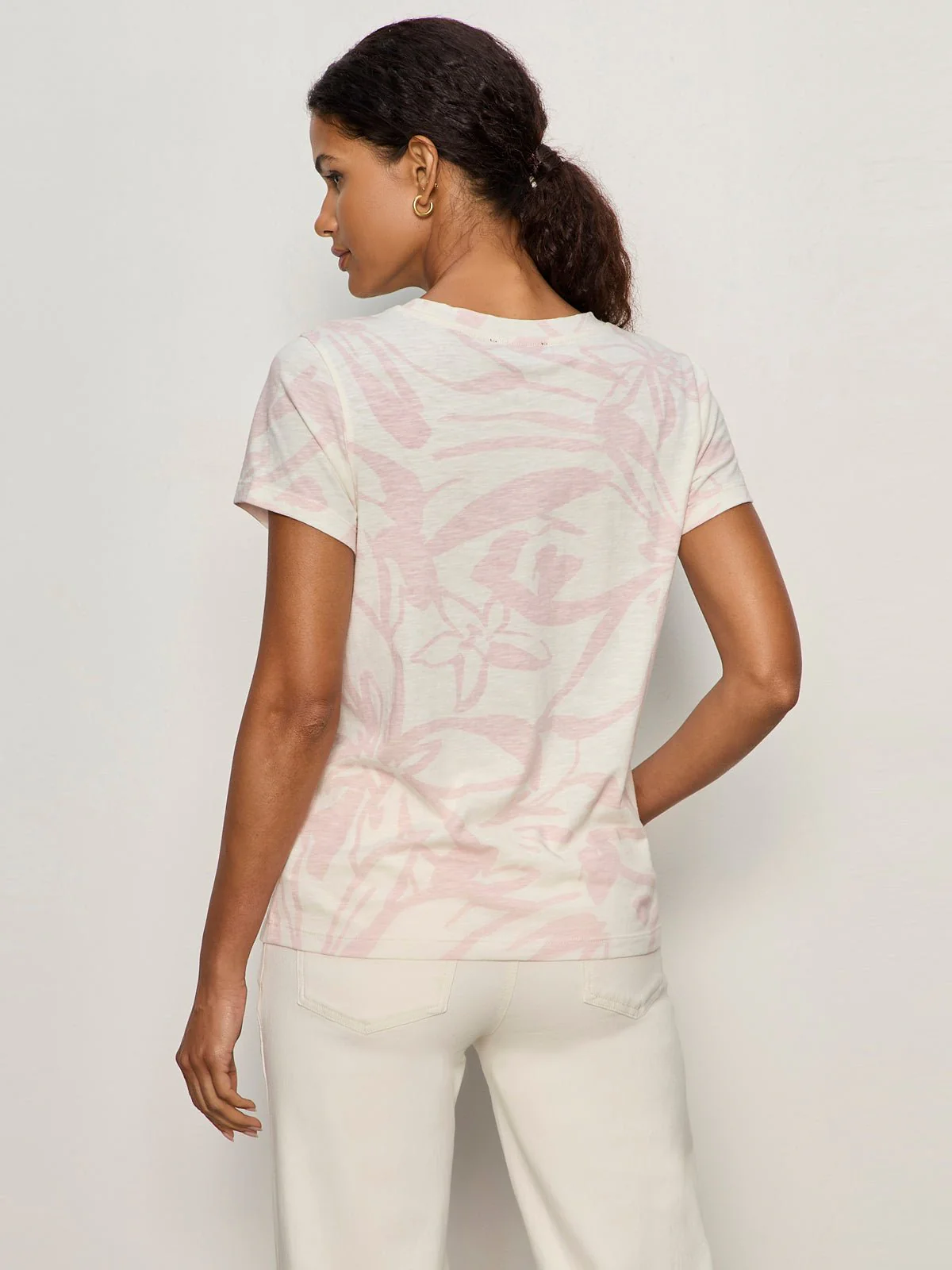 The Perfect Tee Rose Vine - Image 5