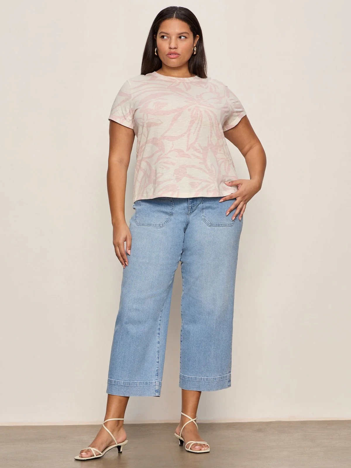 The Perfect Tee Rose Vine Extended Sizing - Image 5