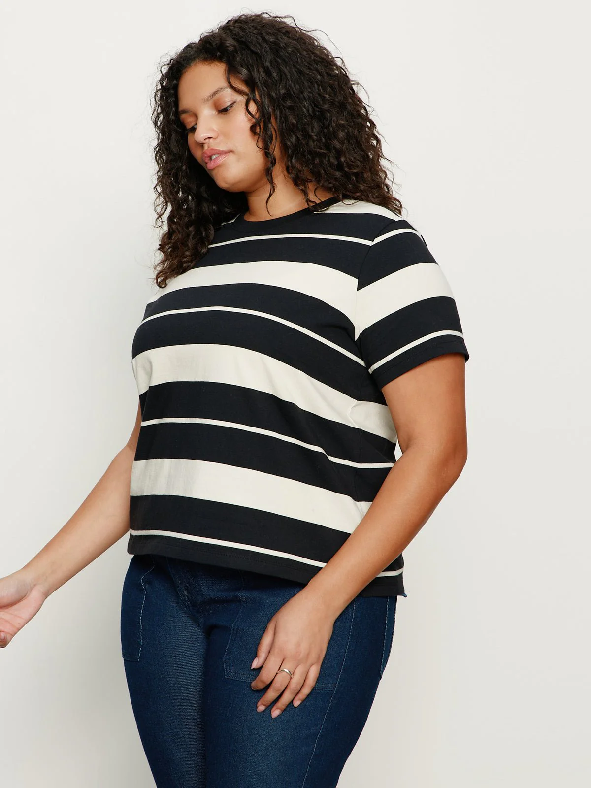 Timeless Tee Vanilla Creme/Black Stripe Extended Sizing - Image 4