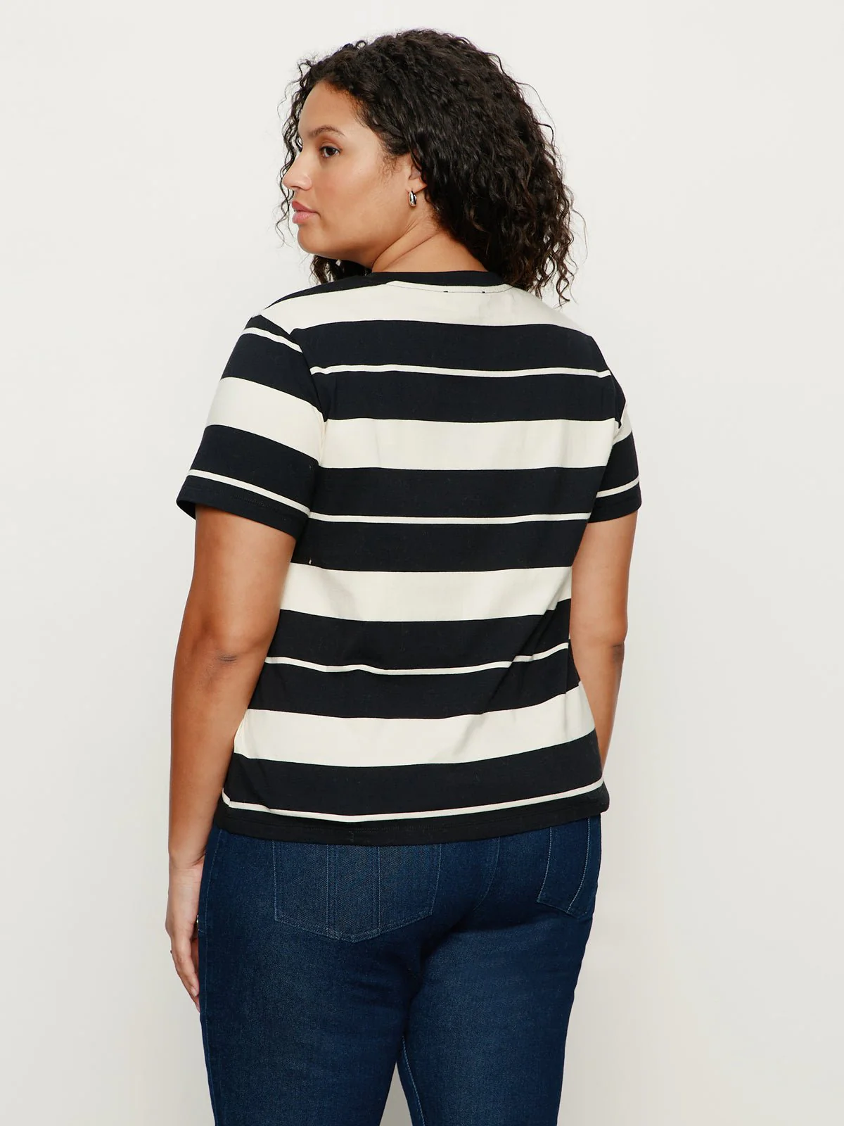 Timeless Tee Vanilla Creme/Black Stripe Extended Sizing - Image 5