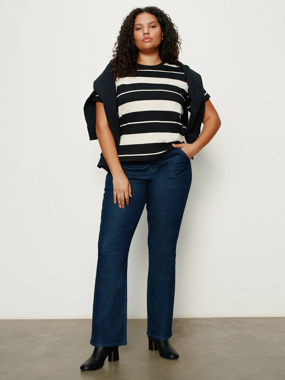 Timeless Tee Vanilla Creme/Black Stripe Extended Sizing - Image 7
