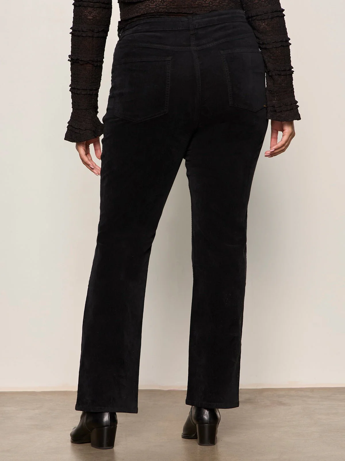 Velveteen Brook Bootcut Pant Black Extended Sizing - Image 3